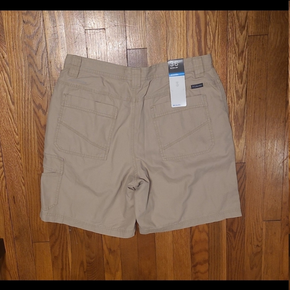 Columbia Men’s Tan Cargo Omni Shield Outdoor Fit 36 Regular